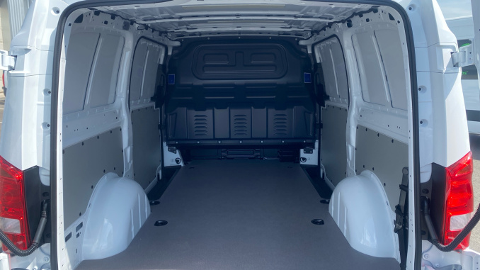 Mercedes-Benz Vito L2 Diesel Rwd 114CDI Pro Van 9G-Tronic - Image 17